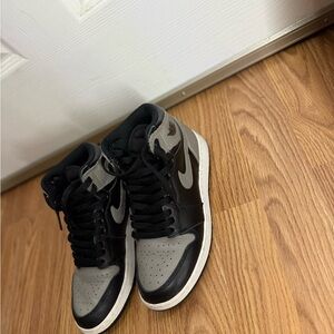 Jordan 1 Shadow